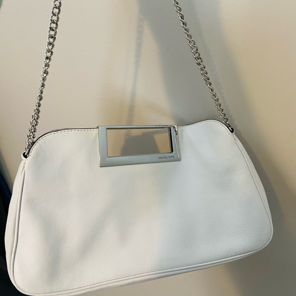 White Michael Kors purse/clutch